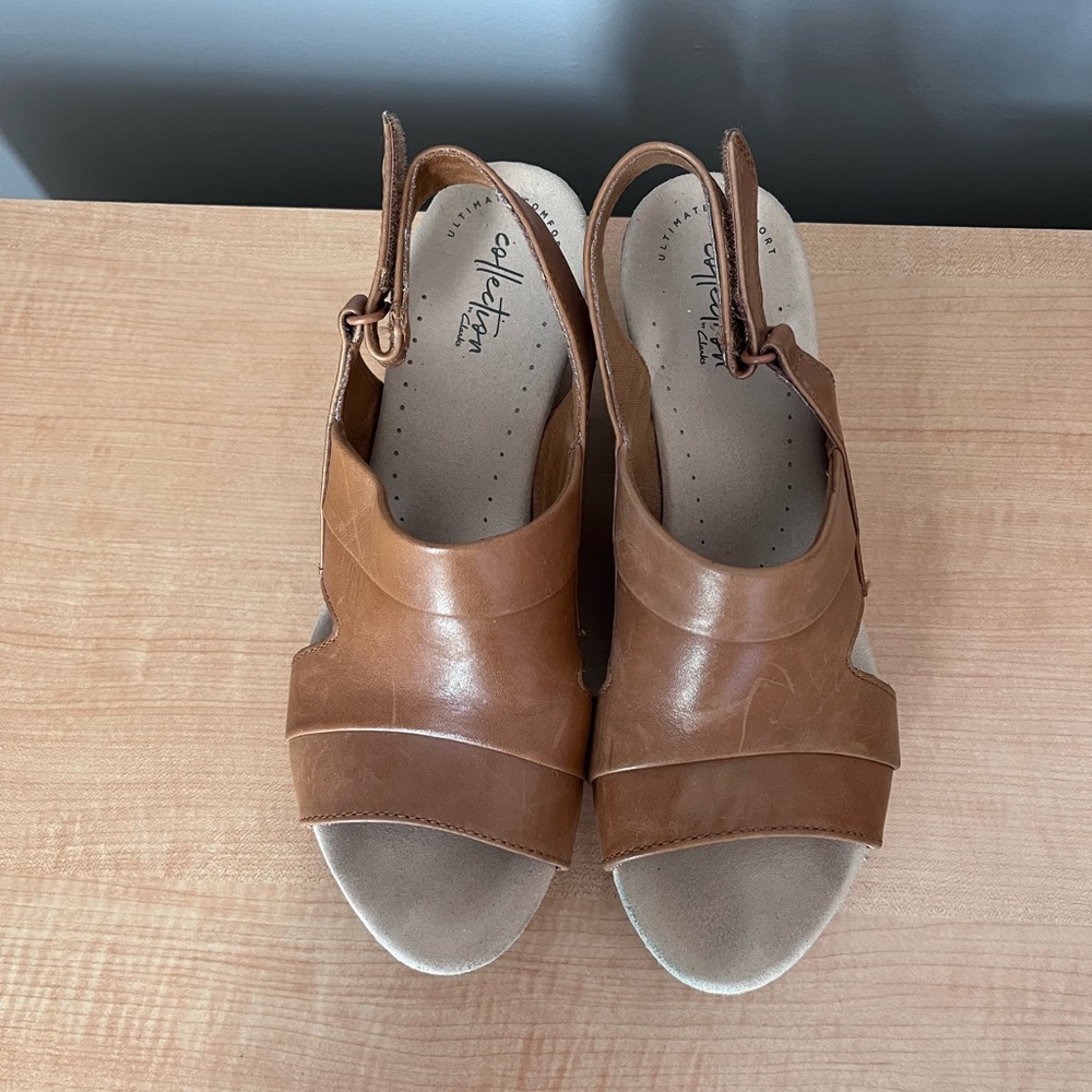 Clarks Leather Sandals Size 9
